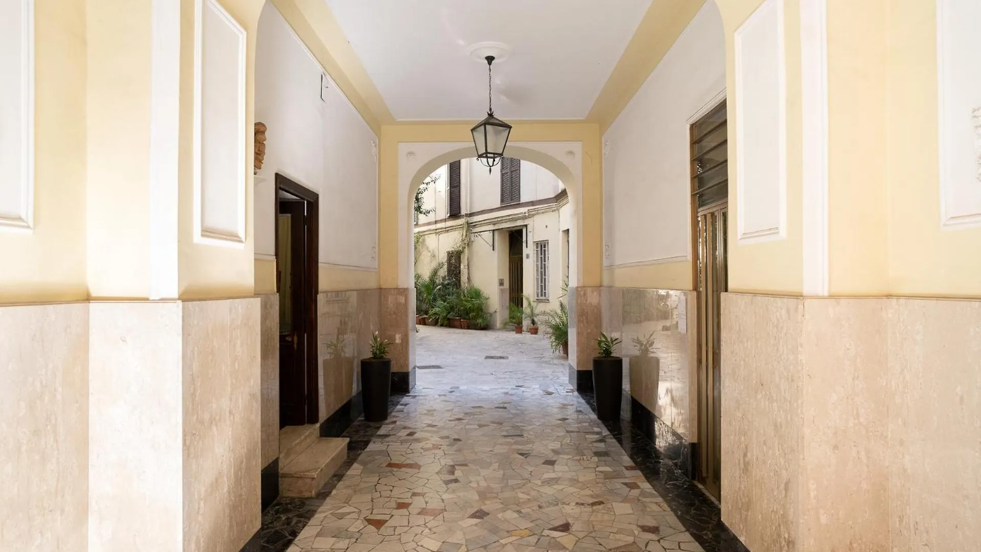 Domus Alba Mantua Lägenhet Rom